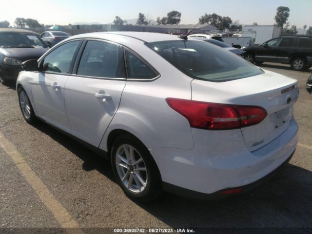 Ford FOCUS SE 2016 1FADP3F25GL272694 Image 4