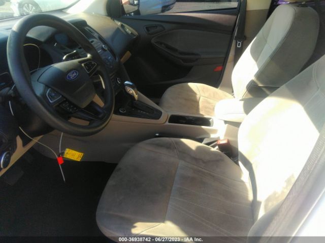 Ford FOCUS SE 2016 1FADP3F25GL272694 Image 6