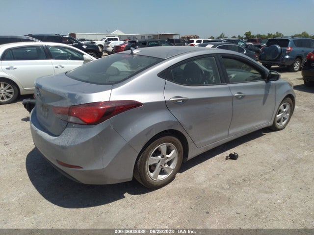 Hyundai ELANTRA SE 2015 5NPDH4AE1FH568197 Image 4
