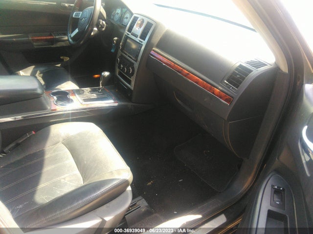 2008 CHRYSLER 300 C VIN: 2C3KK63H28H151540
