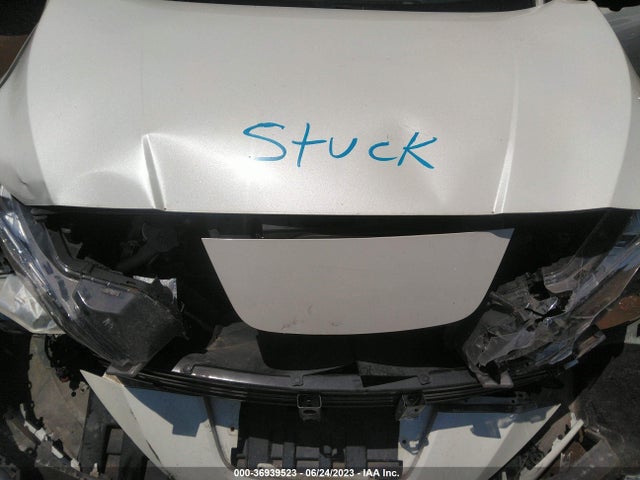 2018 NISSAN LEAF SL VIN: 1N4AZ1CP9JC306290