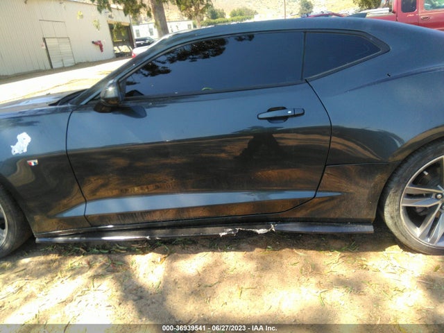 Chevrolet Camaro 1lt 2018 1G1FB1RS2J0185757 Image 13