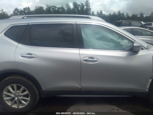 5N1AT2MV9JC833398 Nissan ROGUE SV
