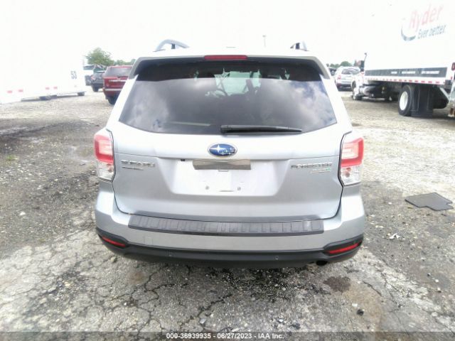 JF2SJARC0HH547132 Subaru Forester Limited
