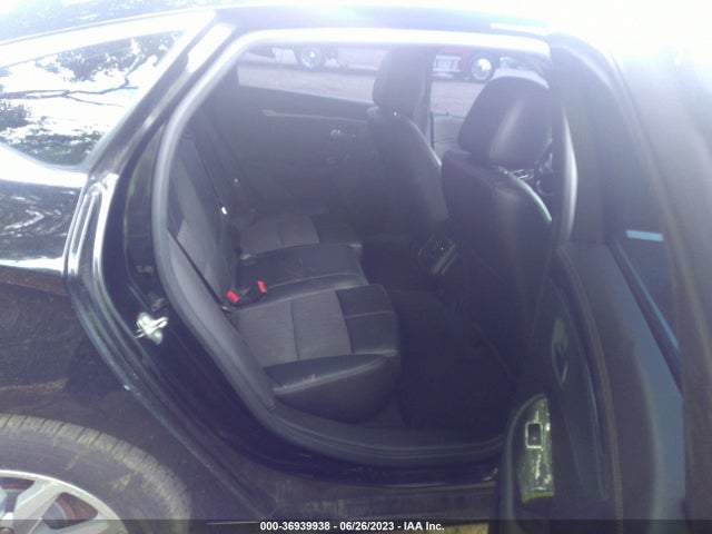 Chevrolet IMPALA LT 2017 2G1105S30H9161189 Image 8