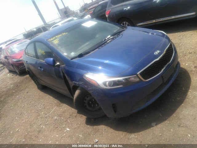 KIA FORTE LX 2018 3KPFK4A74JE176520 Image 1