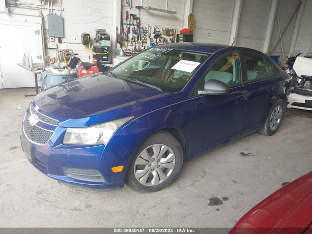 36940147 :رقم المزاد ، 1G1PA5SG5D7305034 vin ، 2013 Chevrolet Cruze Ls مزاد بيع