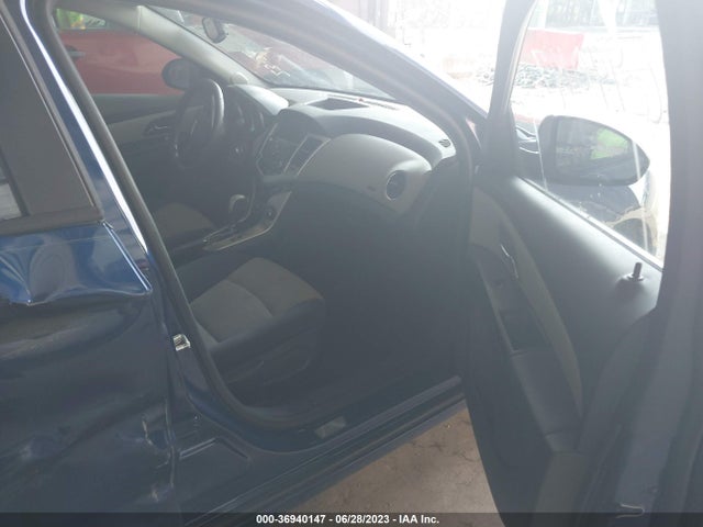 36940147 :رقم المزاد ، 1G1PA5SG5D7305034 vin ، 2013 Chevrolet Cruze Ls مزاد بيع