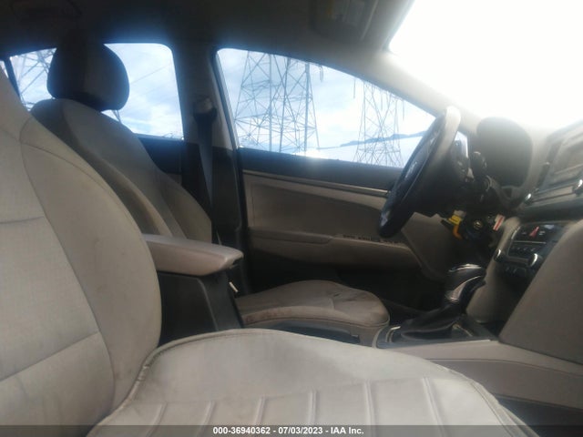 Hyundai ELANTRA SE 2017 5NPD74LF9HH173115 Image 5