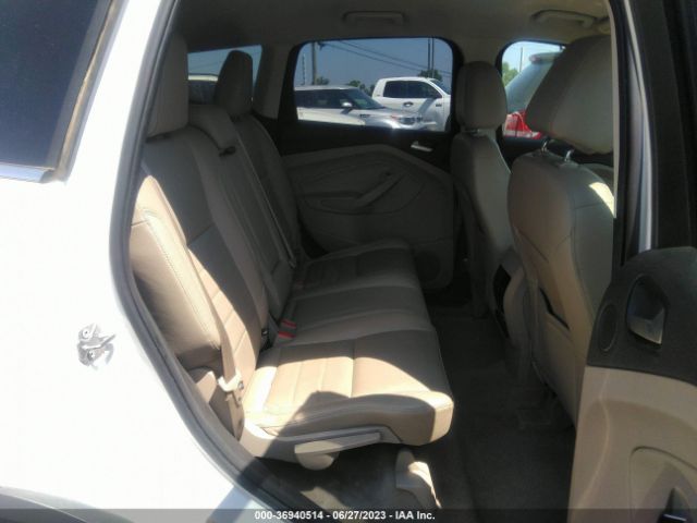1FMCU0J92GUA39136 Ford Escape Titanium