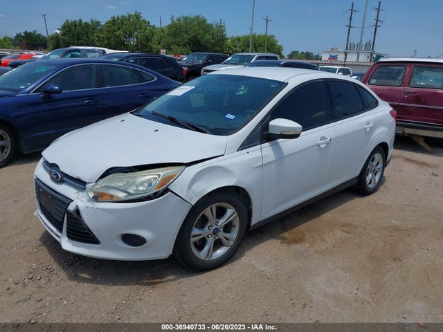 Ford FOCUS SE 2014 1FADP3F28EL230758 Image 2