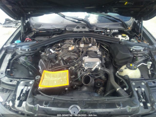 WBA8A9C55JAD28098 BMW 3 Series 320i