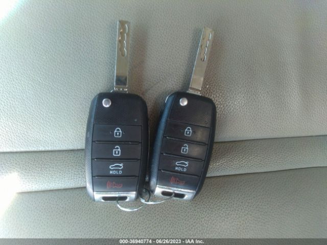 5XXGT4L37GG068176 KIA Optima Lx