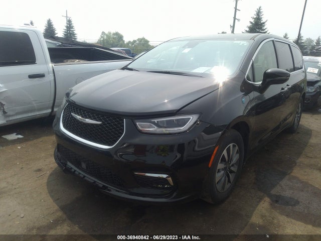 2022 Chrysler Pacifica Hybrid, VIN: 2C4RC1L7XNR120169