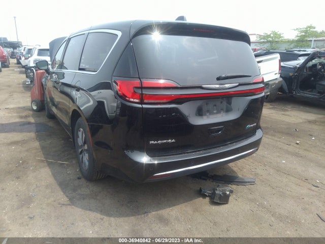 2022 Chrysler Pacifica Hybrid, VIN: 2C4RC1L7XNR120169