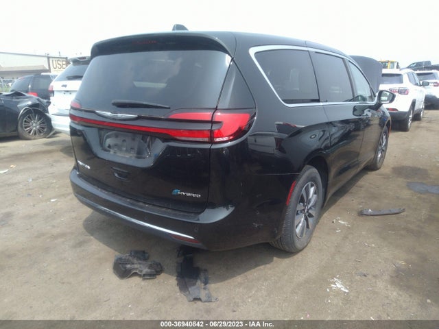 2022 Chrysler Pacifica Hybrid, VIN: 2C4RC1L7XNR120169