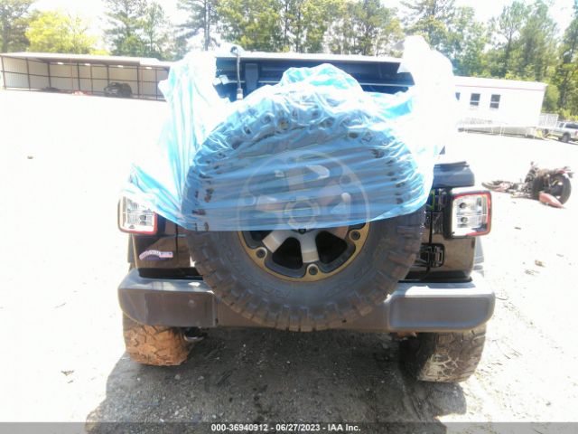 1C4HJXDNXJW198759 Jeep Wrangler Unlimited Sport