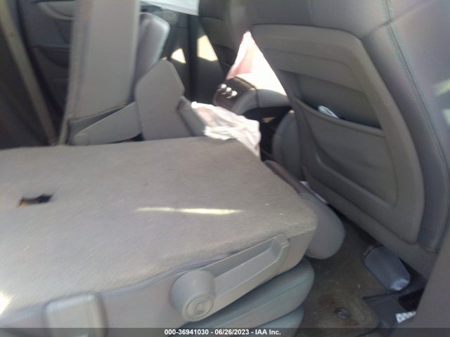 Chevrolet Traverse Ls 2015 1GNKRFKD8FJ306598 Image 9