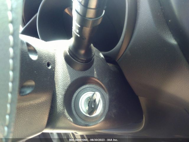 KNDJN2A27F7761769 KIA Soul Base