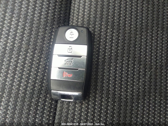 2017 KIA NIRO LX VIN: KNDCB3LC2H5055272