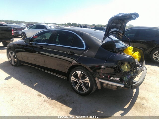 2019 MERCEDES-BENZ E-CLASS E 300 VIN: WDDZF4JB5KA586792