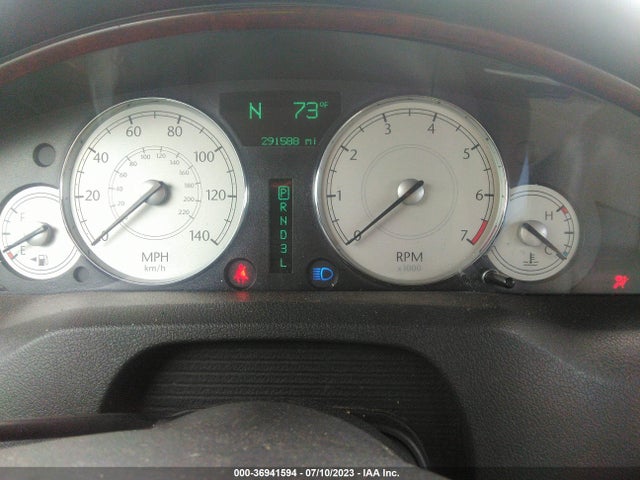 2005 CHRYSLER 300 300 TOURING VIN: 2C3JA53G35H137917