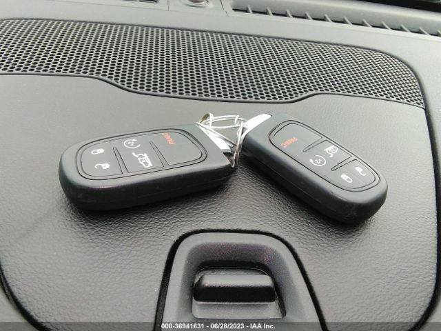 1C4PJMDXXKD445013 Jeep Cherokee Limited