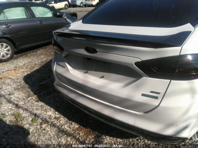 3FA6P0H94ER272203 Ford FUSION SE