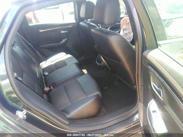 Chevrolet IMPALA LT 2018 2G1105S36J9133385 Image 8