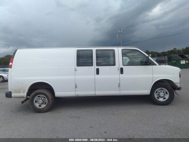 Chevrolet EXPRESS CARGO VAN 2016 1GCWGBFF0G1228162 Image 13