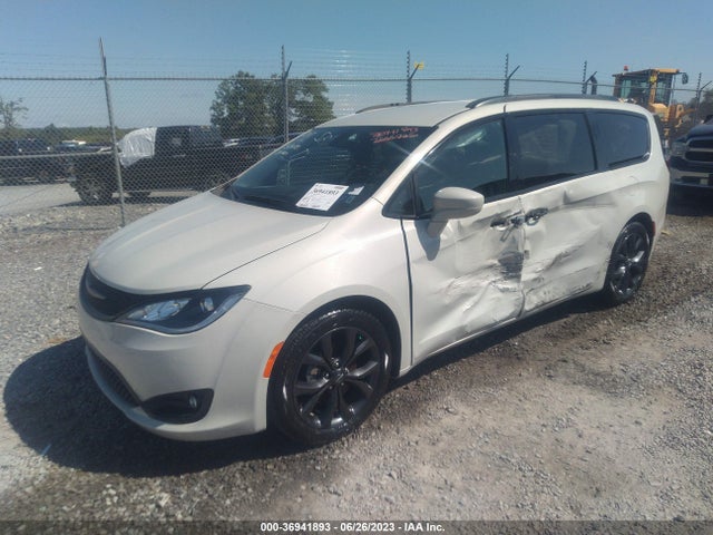 2C4RC1BG9KR610034 Chrysler Pacifica Touring L