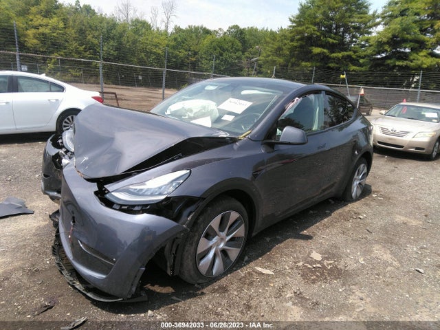 Tesla Model Y Long Range 2023 7SAYGDEE9PA059960 Image 2