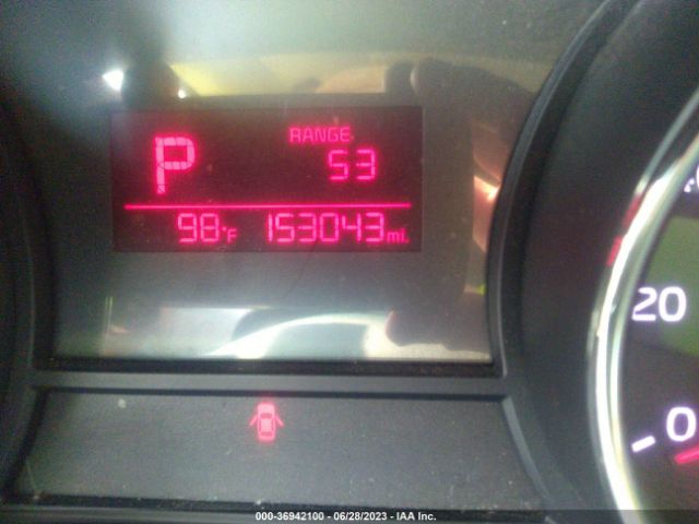KNDMB5C17G6101072 KIA SEDONA LX