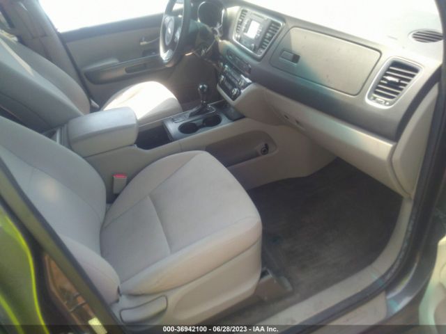 KNDMB5C17G6101072 KIA SEDONA LX