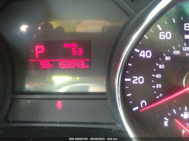 KNDMB5C17G6101072 KIA SEDONA LX