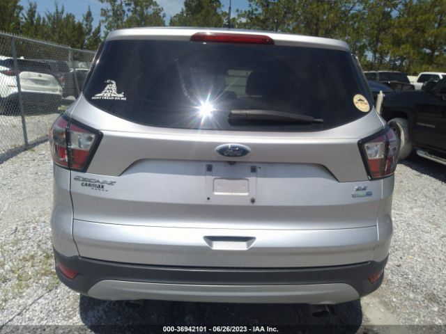 1FMCU9GD1HUE39450 Ford ESCAPE SE