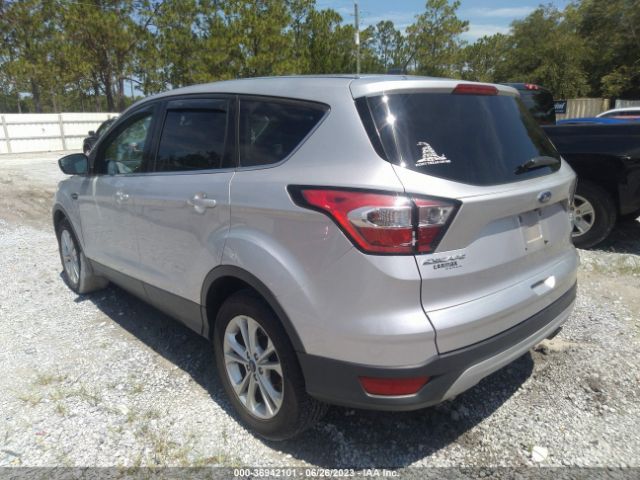 1FMCU9GD1HUE39450 Ford ESCAPE SE