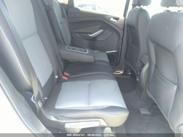 1FMCU9GD1HUE39450 Ford ESCAPE SE