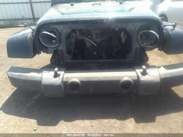 1C4BJWEG5EL119067 Jeep Wrangler Unlimited Sahara