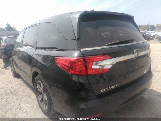 Honda Odyssey Touring 2018 5FNRL6H80JB016293 Image 3