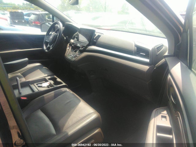 Honda Odyssey Touring 2018 5FNRL6H80JB016293 Image 5