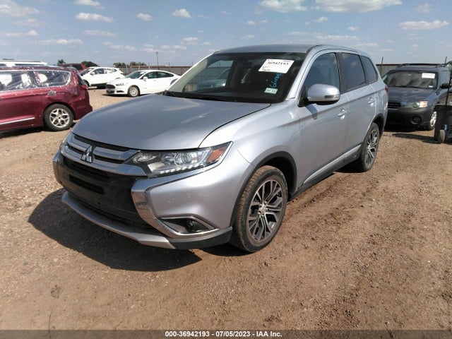 JA4AD3A38HZ022574 Mitsubishi Outlander Se/sel
