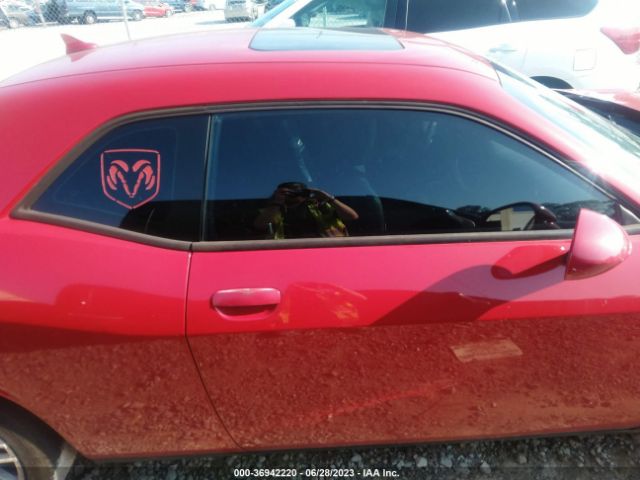 2C3CDZBG0FH823682 Dodge Challenger Sxt Plus