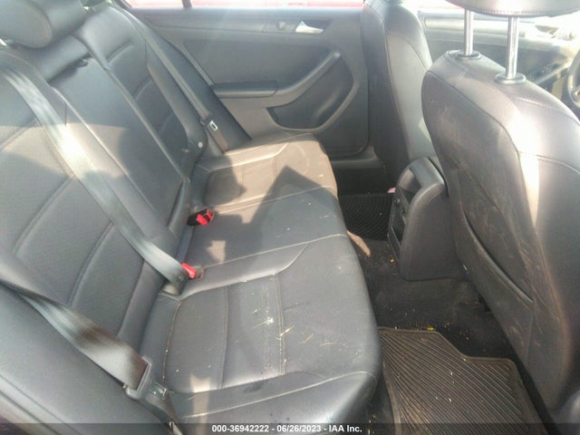 3VWD17AJ2EM221650 Volkswagen Jetta Sedan Se