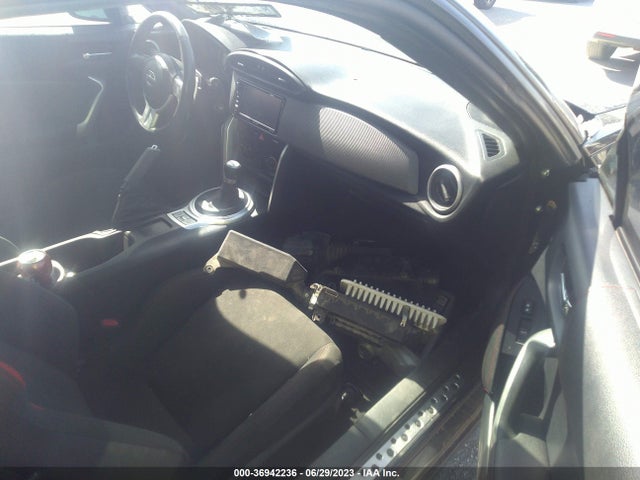 2016 Toyota GR 86, VIN: JF1ZNAA12G8708452