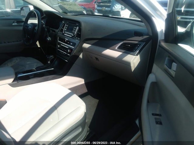 2017 HYUNDAI SONATA 2.4L VIN: 5NPE24AFXHH503429