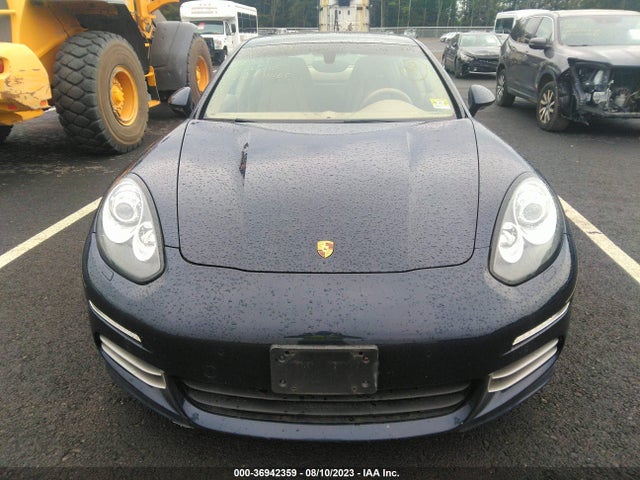 2016 PORSCHE PANAMERA VIN: WP0AA2A77GL005052