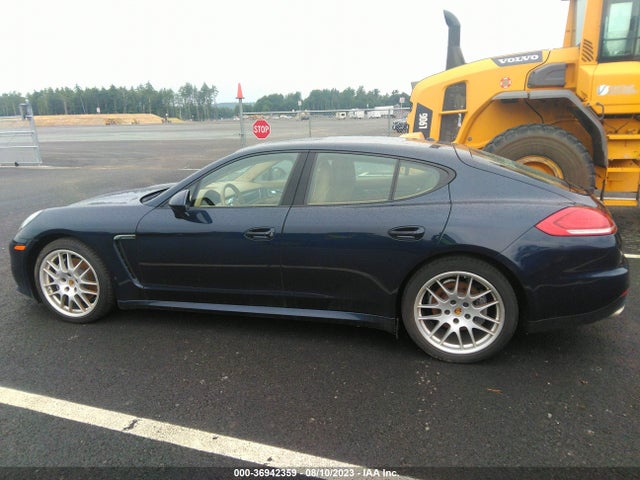 WP0AA2A77GL005052 Porsche Panamera