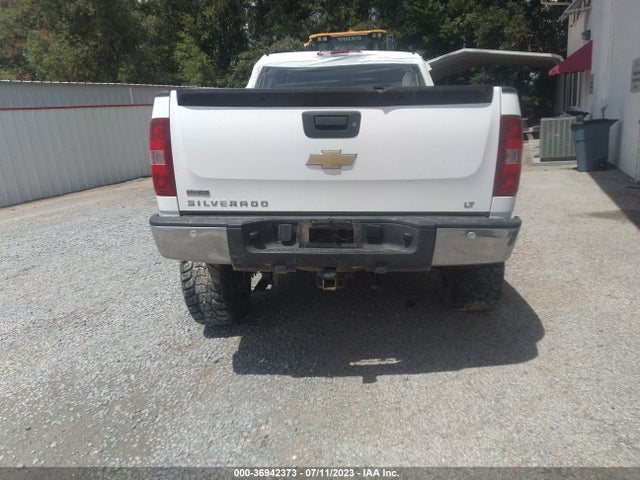 2011 CHEVROLET SILVERADO 1500 LT VIN: 3GCPKSE32BG300449