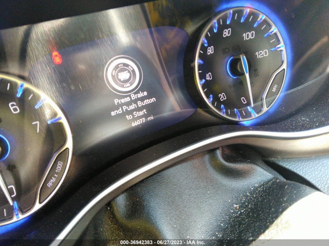 Chrysler Pacifica Limited 2018 2C4RC1GG7JR314890 Image 14